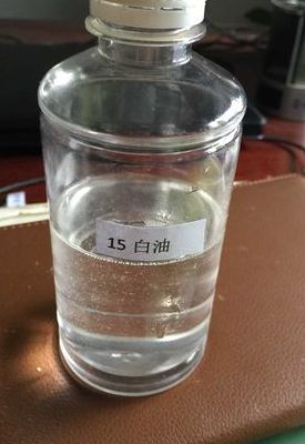 工业白油(工业白油？)