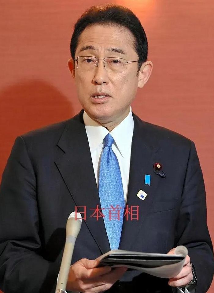 日本天皇和首相的区别是什么（日本的天皇和首相有什么不同）